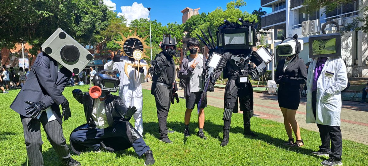 ArthurYaYa_Cos's tweet image. Skibidi Toilet cosplay in Taiwan 

Plungerman/Scientist Clock/ Scientist TV/Titan TV/Astro Juggernaut/Normal speakerman/Normal Camerawoman
#skibiditoilet 
#dafuqboom 
#AstroJuggernaut
#cosplay