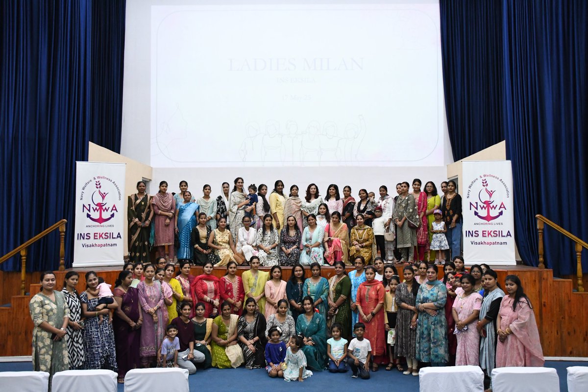 IN_Eksila's tweet photo. Ladies Milan @INSEksila was abuzz with energy as First Lady,  Mrs. Rakshita Bhat addressed the gathering on self-empowerment programs through NWWA(ER) &amp; prevailing security scenario. Unit PMO highlighted Mental Health.
#CommunityWell-Being
#EasternNavalCommand
#IndianNavy https://t.co/kVubTzbBE8