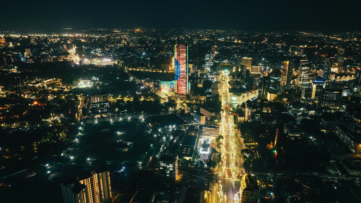 TeybaHassen's tweet image. The ever shining city of Addis Ababa is becoming Africa’s star & a beacon of hope, where diverse cultures, vibrant streets & rich traditions meet modern ambition. As a political & cultural hub, the city pulses with resilience, innovation & a spirit where history is in the making.