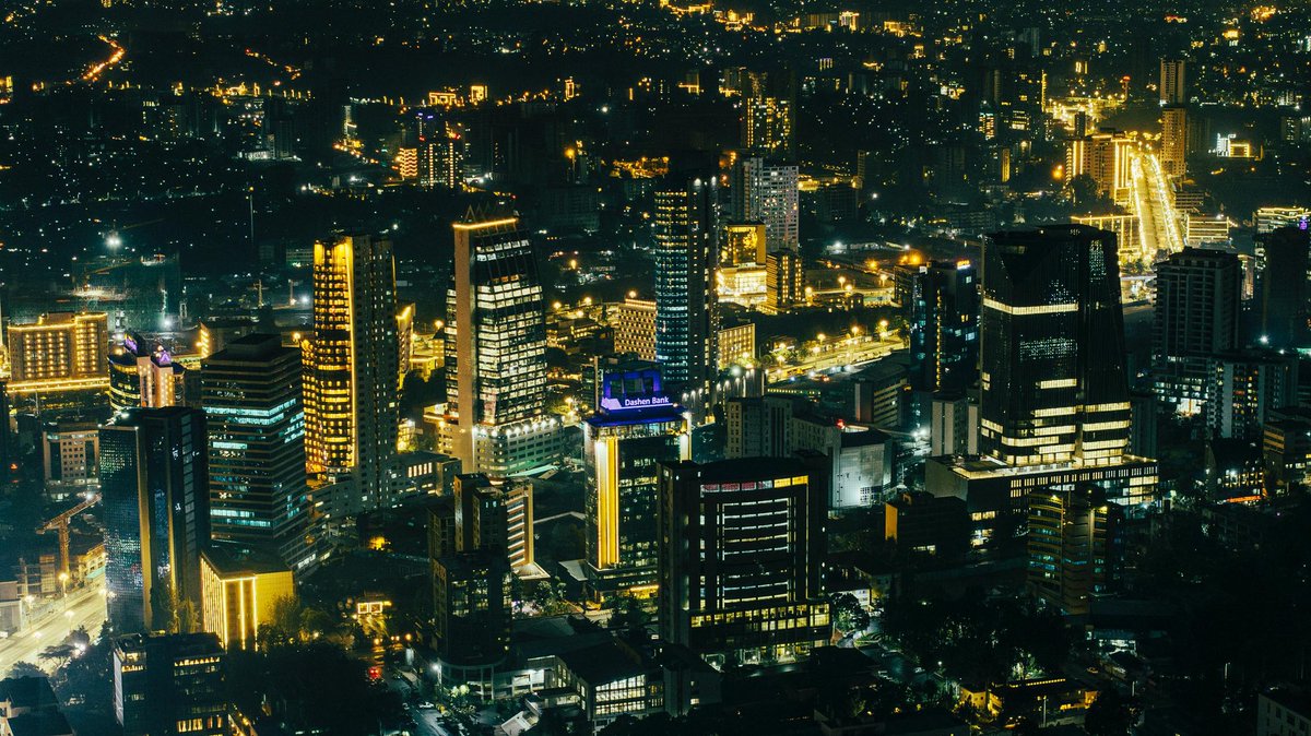 TeybaHassen's tweet image. The ever shining city of Addis Ababa is becoming Africa’s star & a beacon of hope, where diverse cultures, vibrant streets & rich traditions meet modern ambition. As a political & cultural hub, the city pulses with resilience, innovation & a spirit where history is in the making.