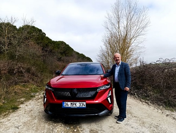 Bu haftaki test konuğumuz D -SUV segmentinin en iyi oyuncularından biri olan Renault Rafale E-Tech Hybrid oldu. Test-izlenim yazımız sitemizde yayında, bir göz atmanızı tavsiye ederiz.
otoruyasi.com/ismi-gecmisten… #RenaultRafale #RenaultRafaletest