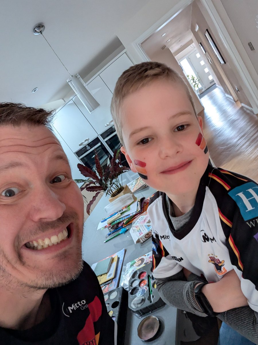 AntSheldrake's tweet image. COME ON YOU BULLS! 🐮💪♥️💛🖤