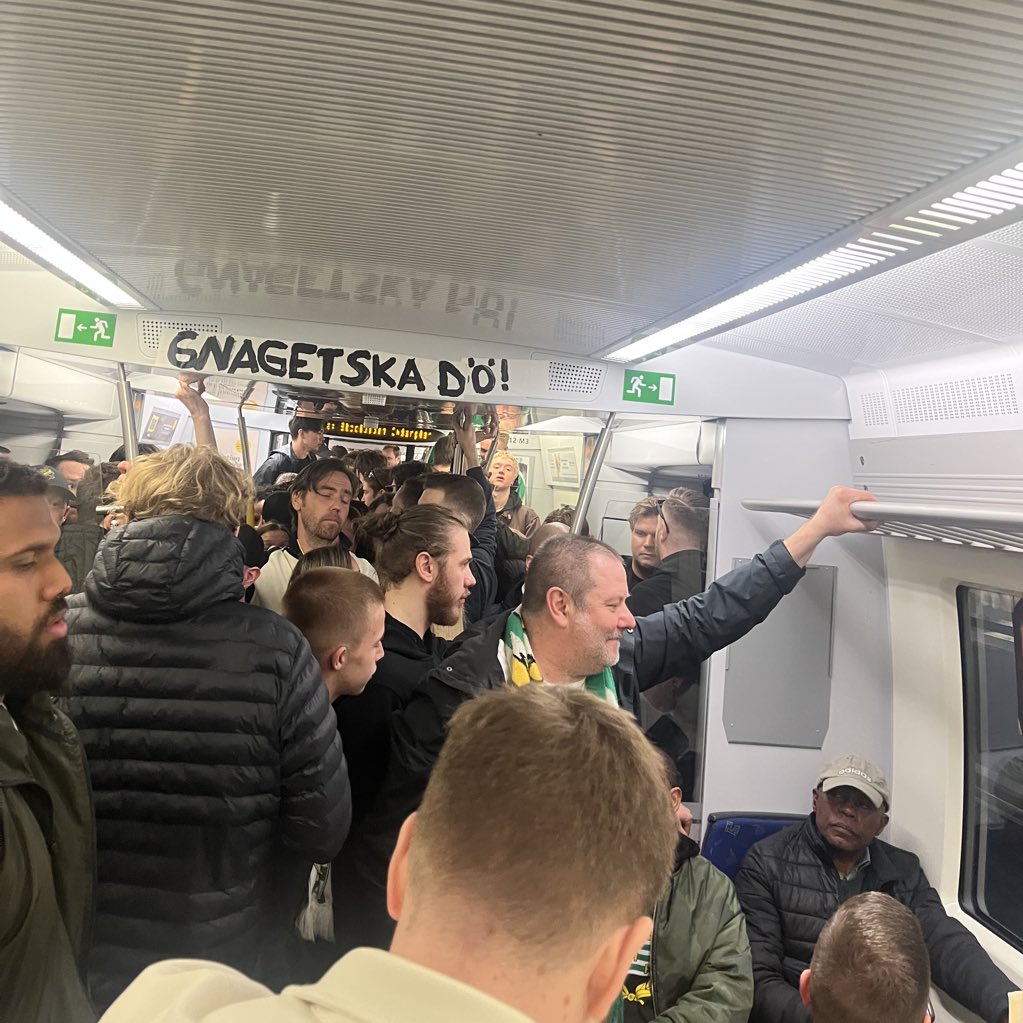 Charlie Larsson (@charlielarssoon) on Twitter photo 