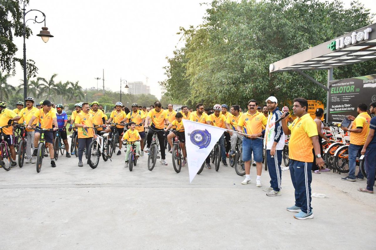 CGST Lucknow Zone tweet media