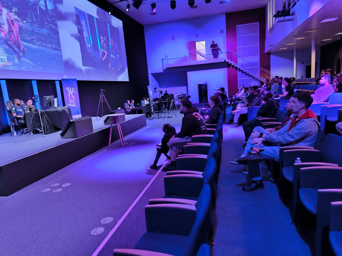 Falcon | Ghirlanda - Daddygamer - Abu Cassandra tweet media