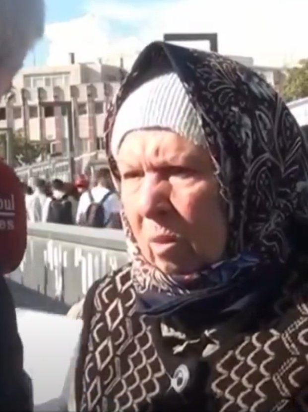 dışarı adım atar atmaz bizim kaşlar