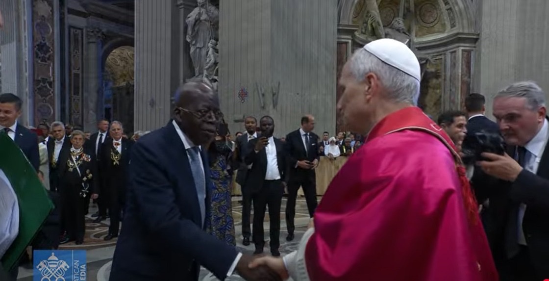 To all those naysayers an "doom-carriers" this is Nigeria's President <a href="/officialABAT/">Bola Ahmed Tinubu</a> meeting <a href="/Pontifex/">Pope Leo XIV</a> at the Vactican this morning after his inaugural mass.

May God purge your souls from anger and hate. Amen. #PBATATTHEVATICAN
<a href="/abdullahayofel/">A. Ayofe</a> <a href="/tvcnewsng/">TVC News</a> <a href="/FemiAkandeTVC/">FEMI AKANDE</a>
