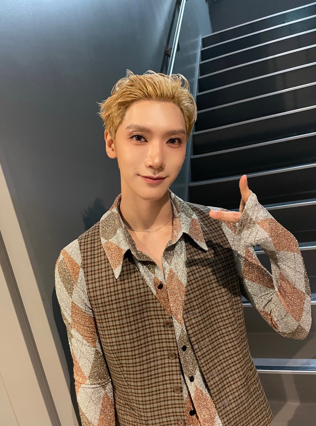 NCT Official Instagram | 新たな始まりを、共に 🕙💜 #TEN