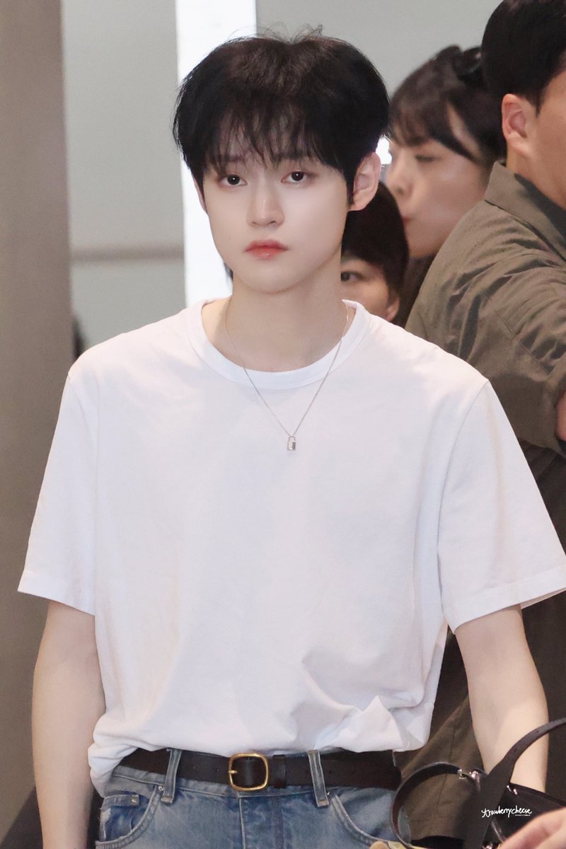Strawberry_CL_'s tweet photo. 250518 PEK🛫
#천러 #辰乐  #CHENLE #NCTDREAM https://t.co/7Kmb4t3CS2
