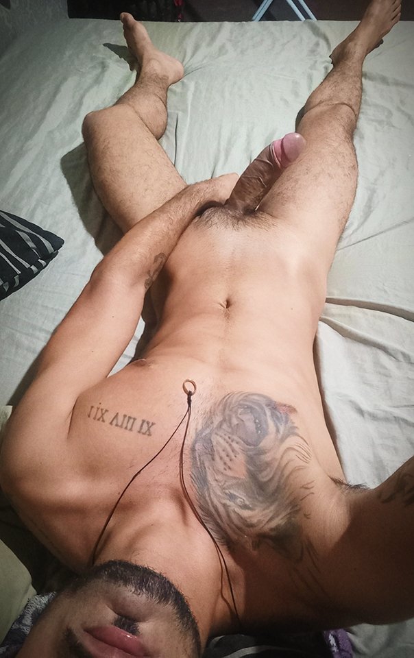 O que faz quando acordamos com um tesão?
Chudai 🔥