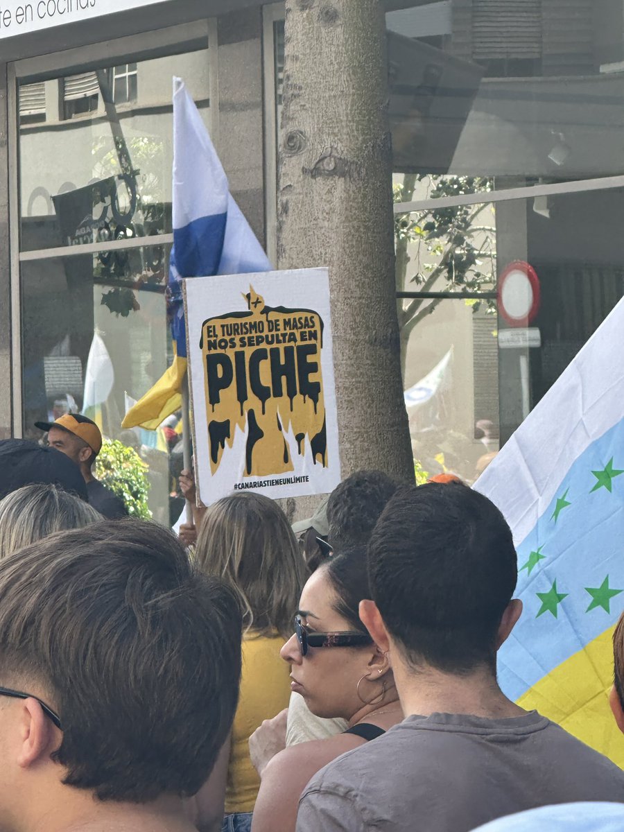 Canarias grita en las calles, pero todo está escrito.

#CanariasTieneUnLímite