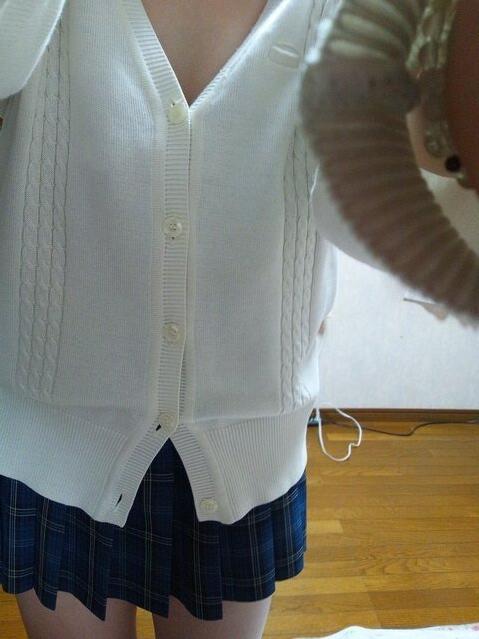 はいコレにアウト⇒ is.gd/TIec4A 普通に出会い探してたんだけど、即エ〇チとか望んでなかったのにぃ まあ、そういうところだからしょうがないね。 話早いからそっちが目的ならオススメ