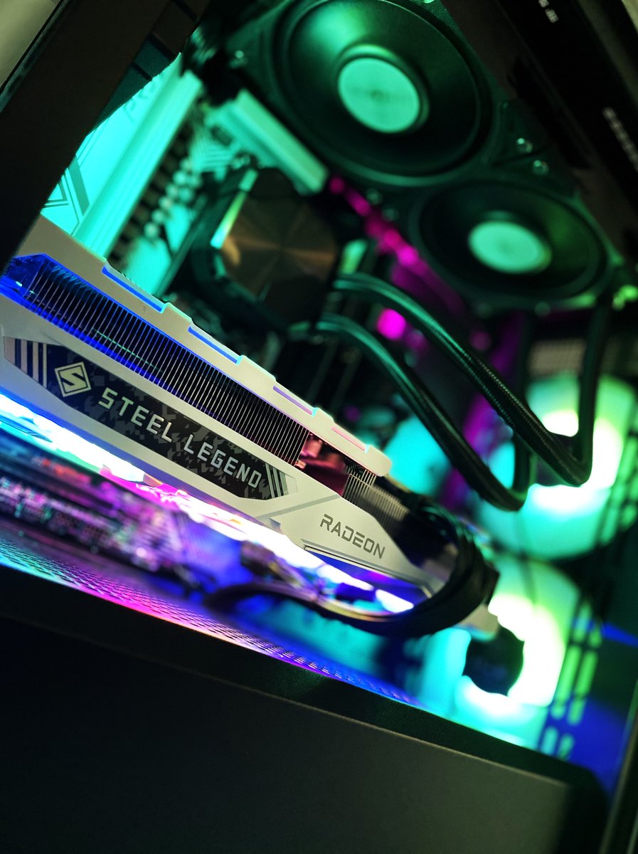 dospara_oita's tweet photo. 【お客様ご依頼の #組立代行 PCを紹介🙌】
#AMD Ryzen 9 9900X
#ASRock RX7800XT Steel Legend OC
#ドスパラセレクト DDR5 PC5-38400 16GBx2
#Solidigm P41 Plus M.2 Gen4 1TB
自作PCに興味のある方は是非 #ドスパラ大分店 へ
一緒にあなただけの1台を作りましょう💁♂️ https://t.co/6akFSn5GzT
