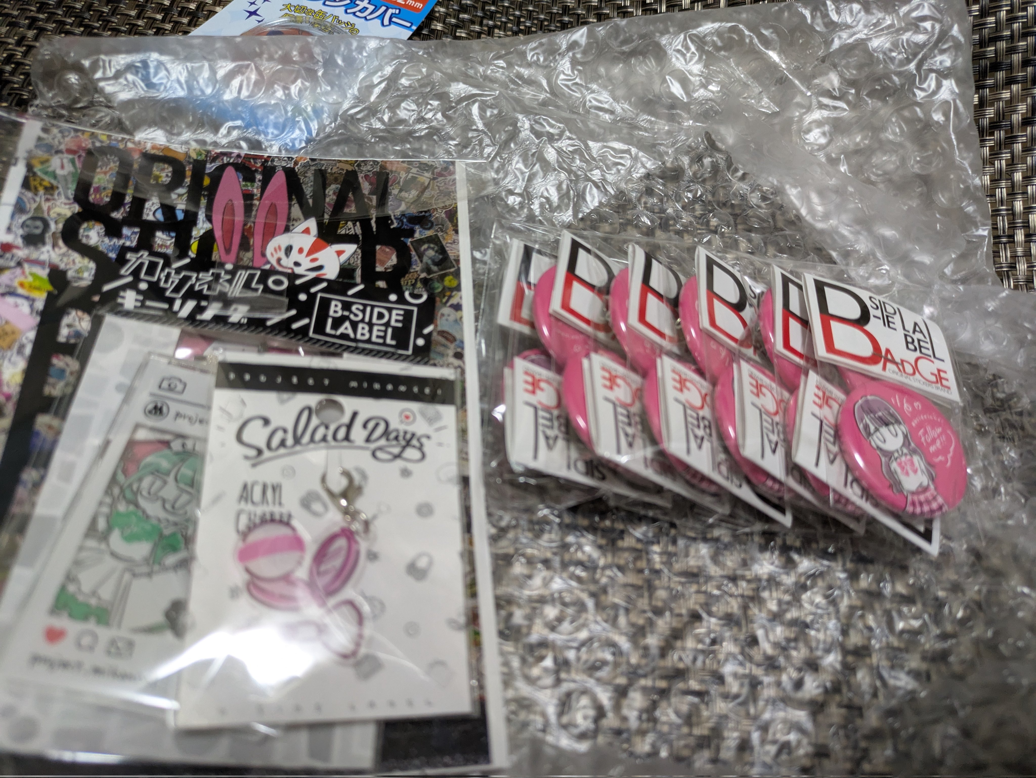 マンガ倉庫太宰府店 | カード自販機、ポケカいちげきガチャ更新