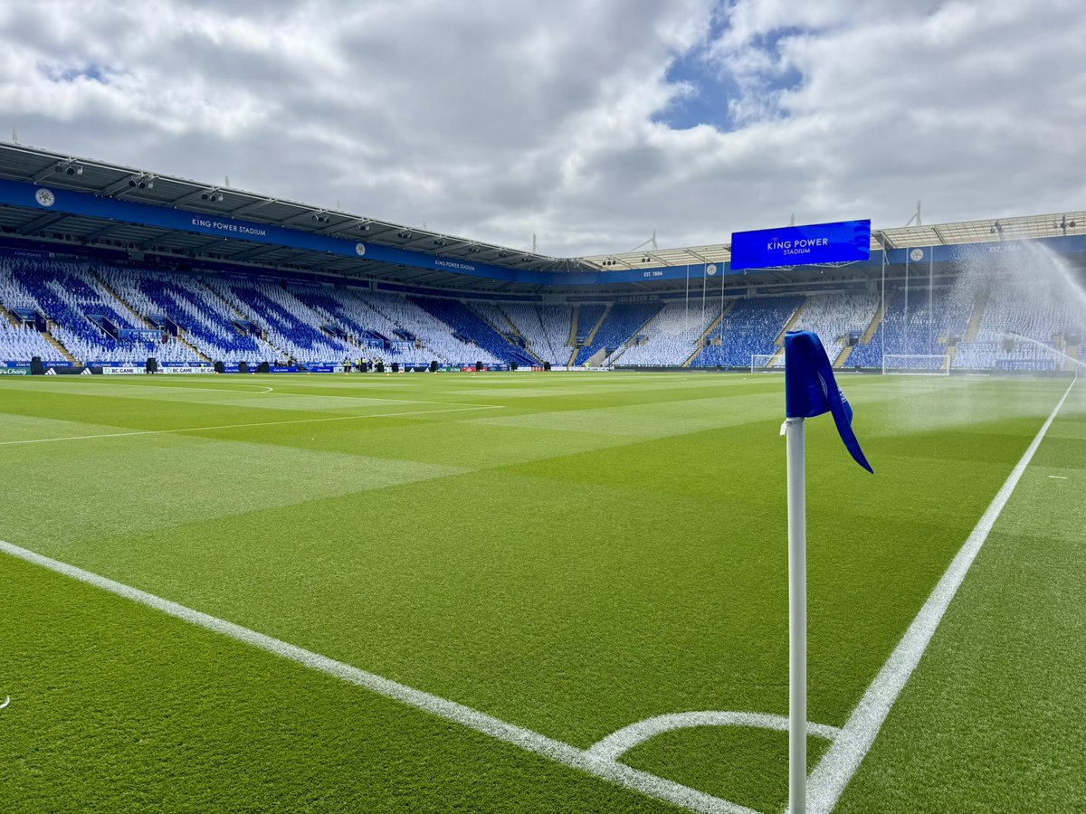 Prepped and ready one final time.
A season filled with ups and downs, challenges faced and lessons learned — but we finish strong, together.
The pitch is the perfect stage today to say a fond farewell to a true club legend. Let’s make it count.