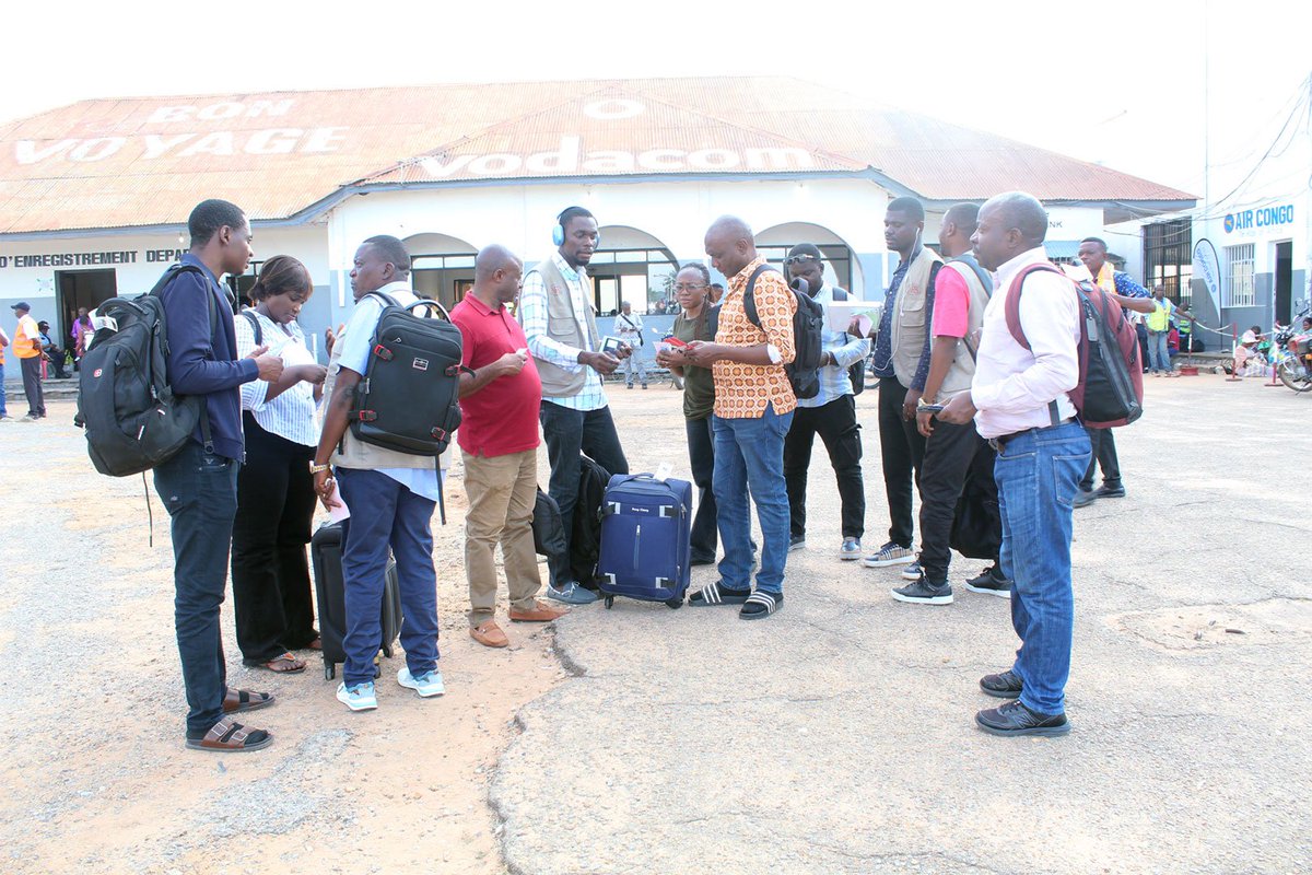 CIGERSOfficiel's tweet photo. 𝘿𝙊𝙋𝙀𝙍𝘼𝙐𝙎
L'équipe #doperaus a renoué avec Kinshasa après une mission effectuée au Kasaï Oriental, dans la ville de Mbuji-Mayi sous la coordination du Prof Justin Masumu.
Financement : @IDRC_CRDI https://t.co/jD5UC4Taq2