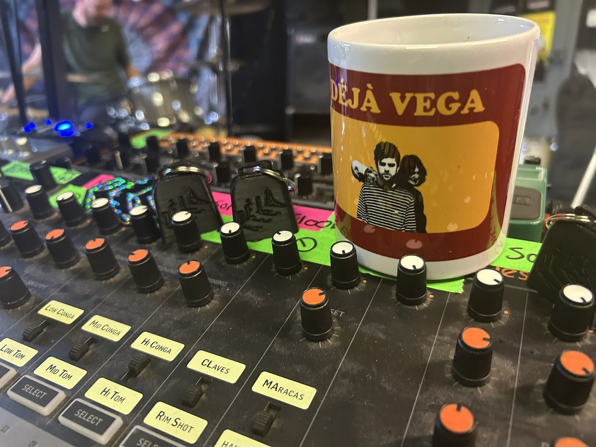 Déjà Vega (@dejavegaband) on Twitter photo Loving the busy week ahead. Sold out shows with <a href="/_Audioweb/">Audioweb</a> at <a href="/nightanddaycafe/">Night & Day Cafe</a> & <a href="/thegraceldn/">The Grace</a>, returning to <a href="/beardedtheory/">Bearded Theory</a> on Friday (alttickets.com/bearded-theory…) and then Sunday’s <a href="/Tim_Burgess/">Tim Burgess</a> arranged Merch Market in Manchester. We should probably squeeze something else in… Loving the busy week ahead. Sold out shows with <a href="/_Audioweb/">Audioweb</a> at <a href="/nightanddaycafe/">Night & Day Cafe</a> & <a href="/thegraceldn/">The Grace</a>, returning to <a href="/beardedtheory/">Bearded Theory</a> on Friday (alttickets.com/bearded-theory…) and then Sunday’s <a href="/Tim_Burgess/">Tim Burgess</a> arranged Merch Market in Manchester. We should probably squeeze something else in…