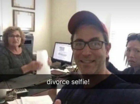 badbunnz_'s tweet image. After a sleepless night discussing the future, wifey and I couldn't come to an agreement. 

I did tell her that MegaETH is the 'first real-time blockchain' and all the MegaMafia apps coming out with ultra-speed are top-notch quality.

Bad bunnz is up for building and this is a