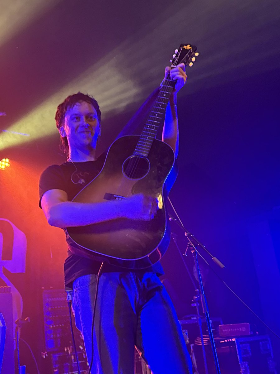 moncialiska's tweet photo. @ten_tonnes i’m so glad i got to see your growth as an artist through the years and proud of all achievements.🙌🎶Thanks for sharing your brilliant work with us. Means the world. Your music will always hold a special place in my 💙 Best of luck in your new journey whatever it is. https://t.co/oYXkhdvxRv