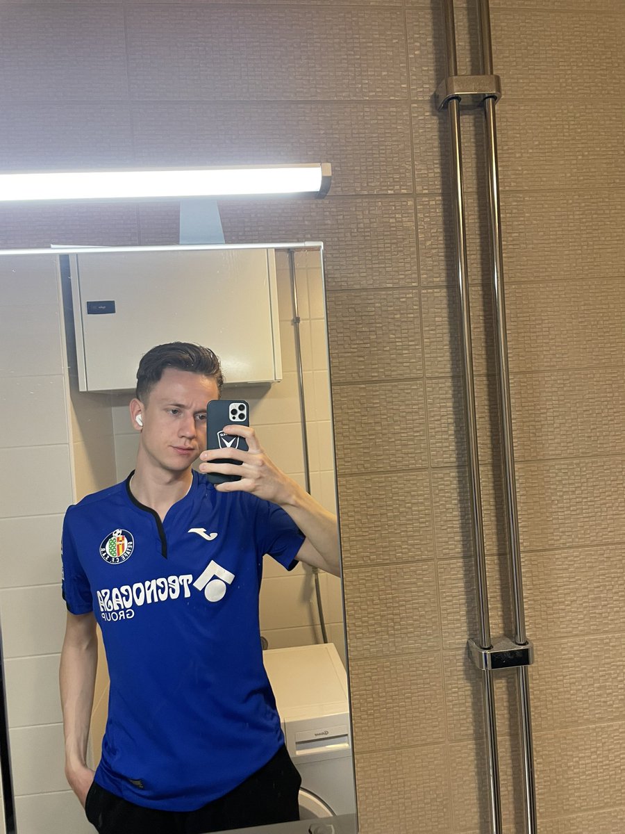What a disappointing end of the season! I think many fans are out of energy at this point after 6 straight losses(at least I am). Luckily we still have time for 2 games to get something positive out of this💪🏻🇫🇮🇪🇸after that we enjoy the summer