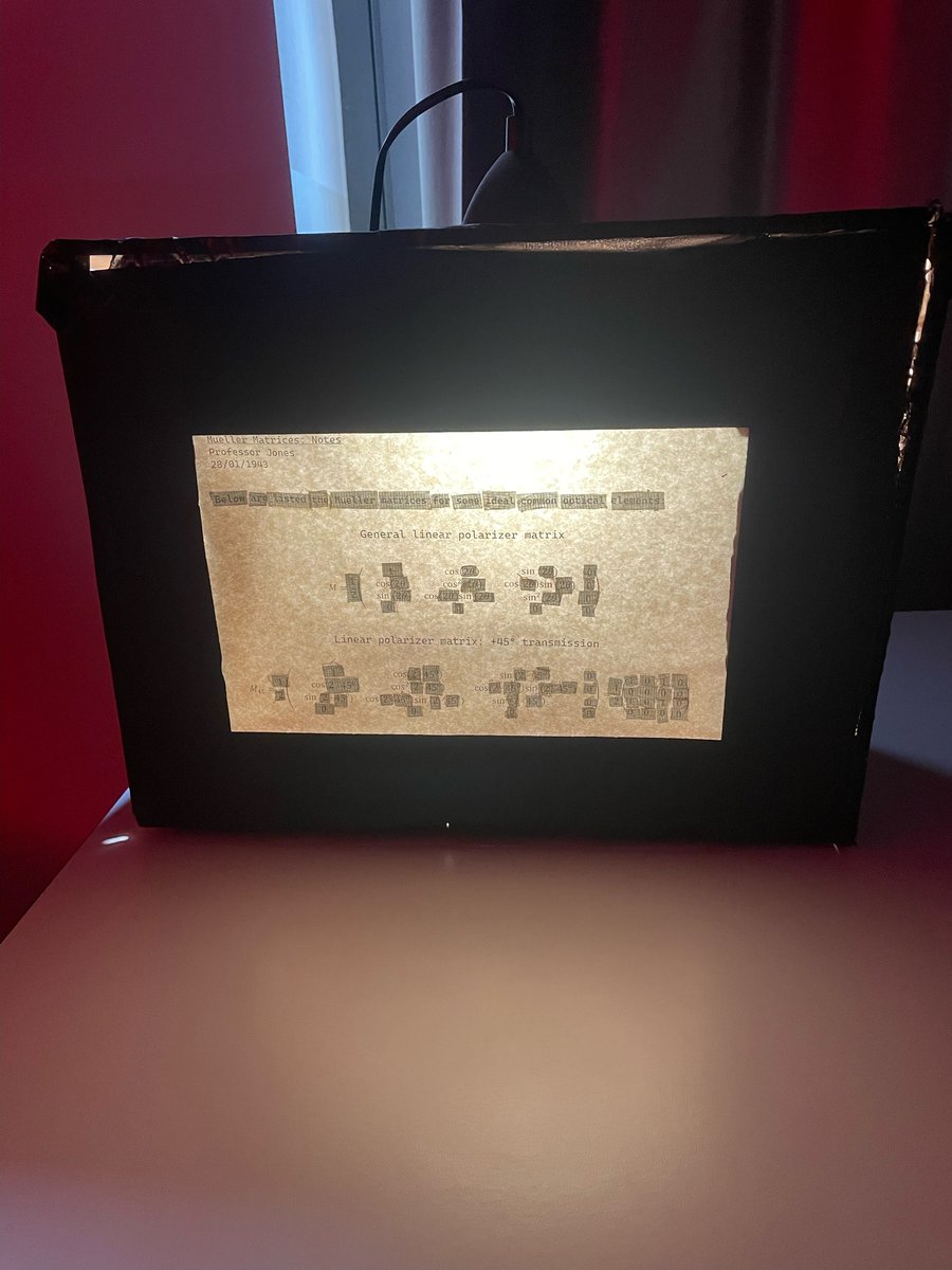 🔐✨ Optics meets mystery!
BE-LIGHT proudly joined the organization of PhotoniCat’s custom-made Escape Room, where players had to save a collapsing photonics lab using real optical principles.
👇 A thread with some of the light-based challenges! 🧵