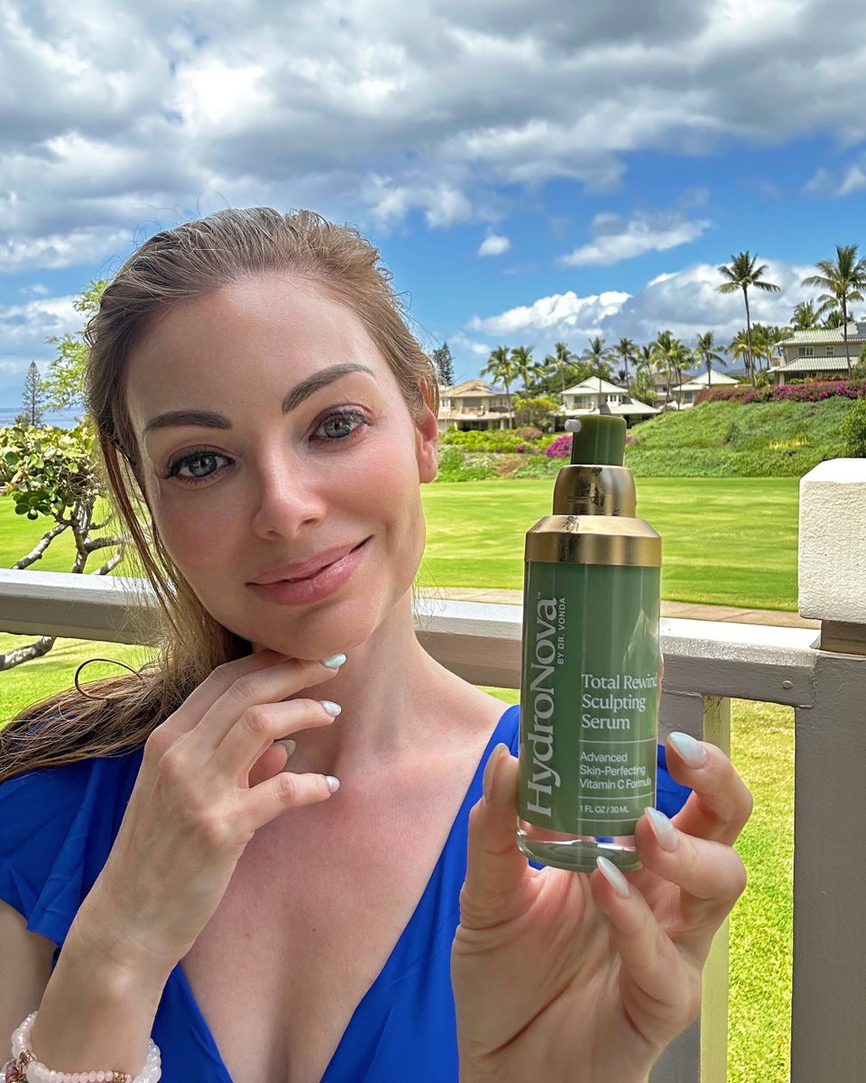 BubblyMoments's tweet image. Sculpt, hydrate &amp;amp; rewind the signs of aging 💧✨ HYDRONOVA Total Rewind Serum = firmer, glowier skin in every drop!

🛍️ Shop here: amzlink.to/az0JNKB8Mt1CR

#HydronovaSerum #GlowUpRoutine #AntiAging #HydratingSerum #YouthfulSkin