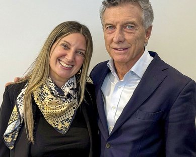pblcabj's tweet photo. Hoy Todos los Ñoños vamos a ponerle el Corazón a la REPÚBLICA.
Hoy se #VotaPRO
#EsConLospennato #EsConElPRO https://t.co/WS04qWo79e
