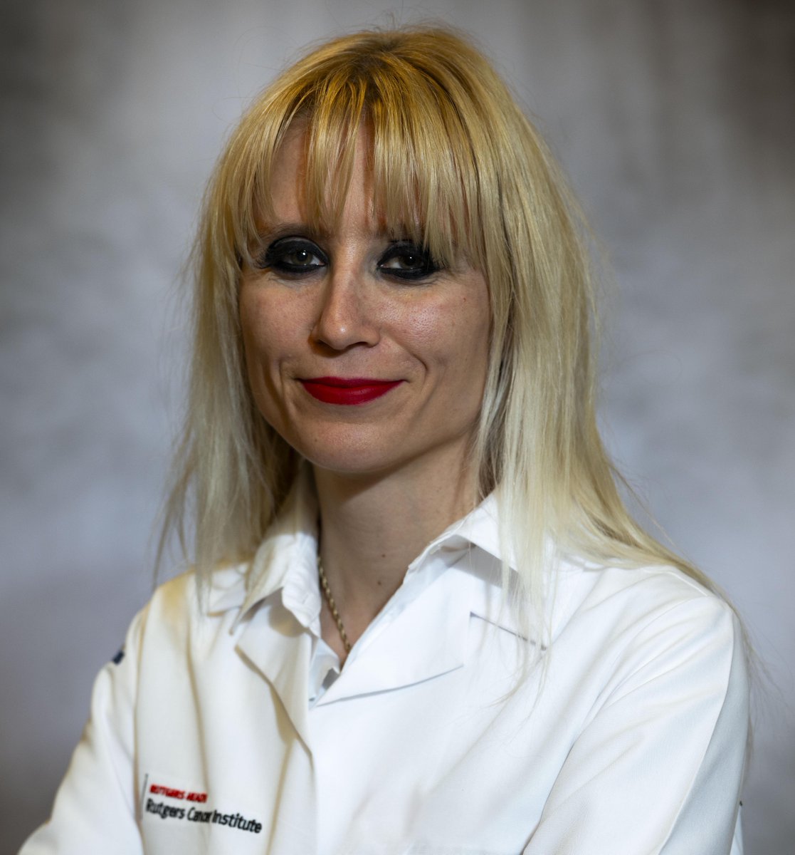 Rutgers Cancer Institute (@rutgerscancer) on Twitter photo Physician Spotlight 🌟
Dr. Morana Vojnic is Director of Neuro-Oncology <a href="/RutgersCancer/">Rutgers Cancer Institute</a> & System Leader for Neuro-Oncology <a href="/RWJBarnabas/">RWJBarnabas</a>. She focuses on brain & spine tumors and metastatic tumors that spread from other sites into the central nervous system. cinj.org/morana-vojnic-… Physician Spotlight 🌟
Dr. Morana Vojnic is Director of Neuro-Oncology <a href="/RutgersCancer/">Rutgers Cancer Institute</a> & System Leader for Neuro-Oncology <a href="/RWJBarnabas/">RWJBarnabas</a>. She focuses on brain & spine tumors and metastatic tumors that spread from other sites into the central nervous system. cinj.org/morana-vojnic-…