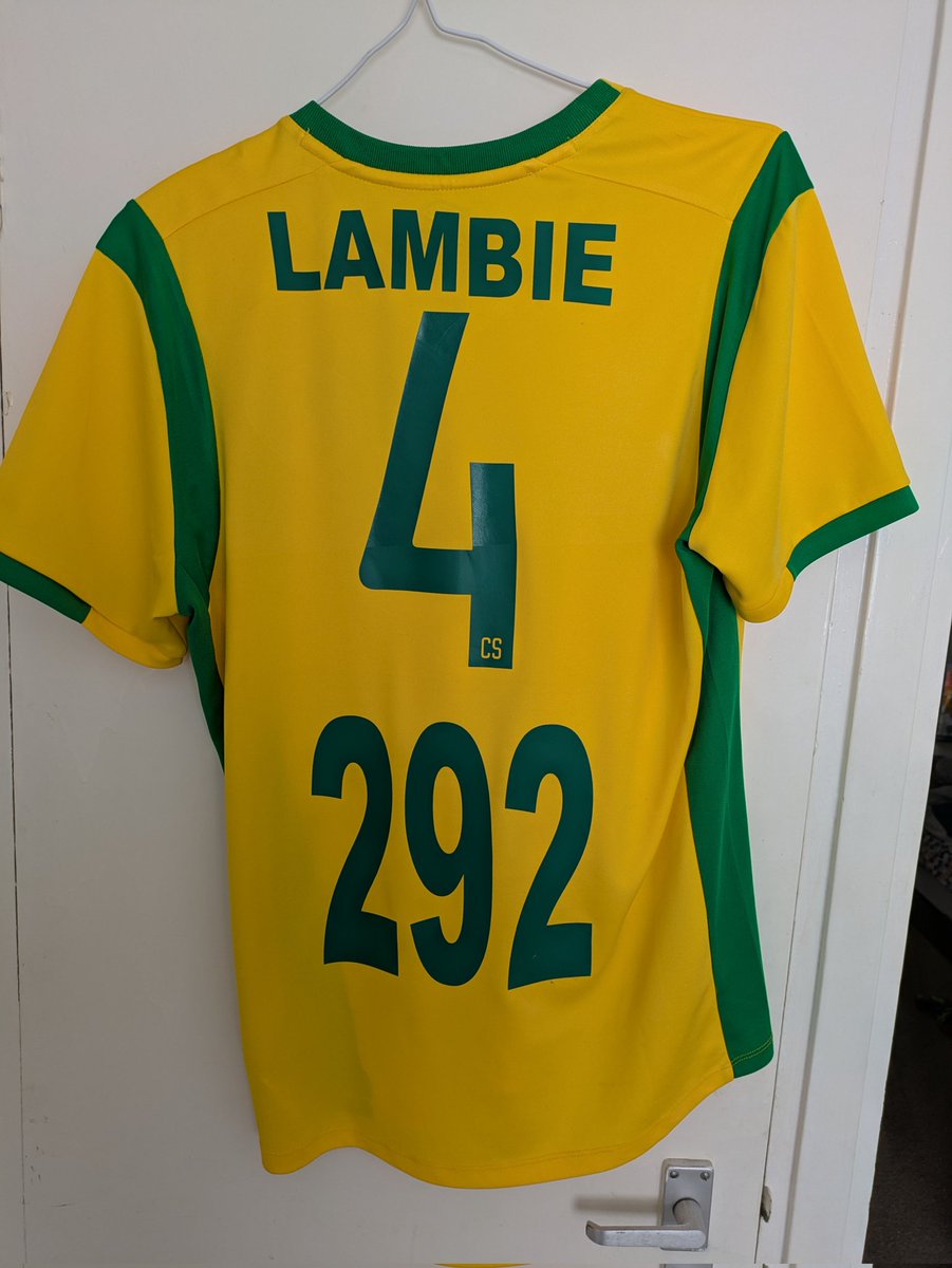 Stewart Lambie tweet media