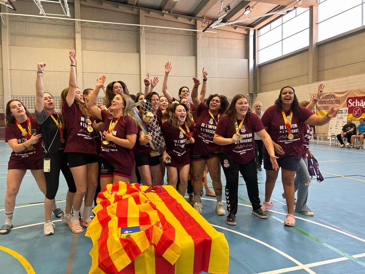 RFEBalonmano tweet media