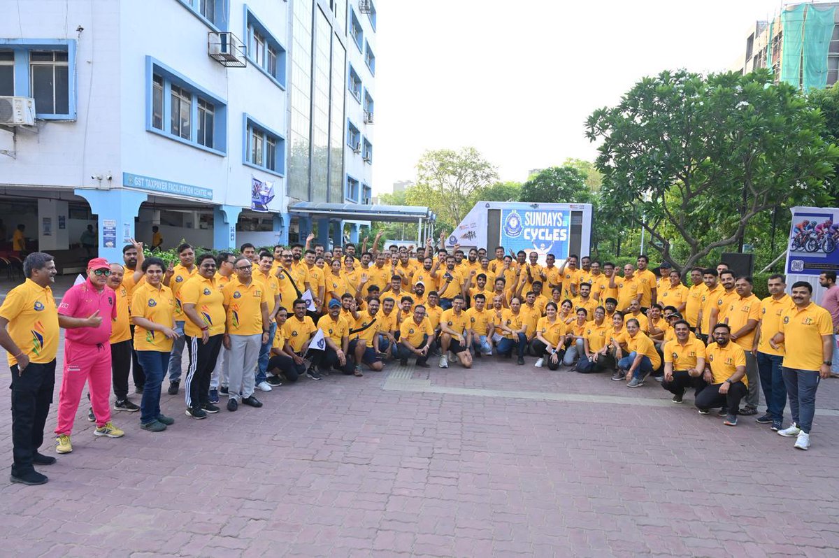 CGST Ahmedabad Zone organised Cyclothon as part of the Pre-GST Day 2025 Celebrations and Fit India Movement. The event promoted physical fitness and a healthy lifestyle among officials and city residents.
Enthusiasts from across Ahmedabad and Gandhinagar gathered in large number.