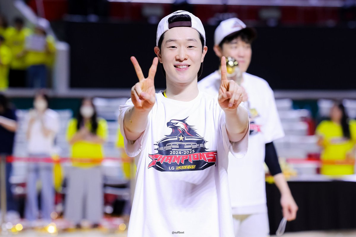 soomyeonbujok's tweet photo. V1 💛 #한상혁 https://t.co/gw08mGJV8X