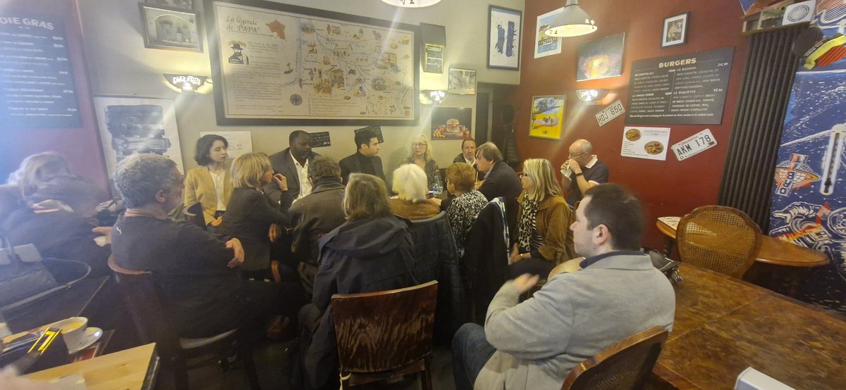 MohamadParis20's tweet photo. Avec @Rayan_Nezzar nous avons échangé au sujet de l'Amérique de Trump. Analyser les ressorts de son élection, pour éviter les populistes de gauche #LFI et droite #RN en #France.
Mieux comprendre, pour mieux construire et agir!
#Paris #Paris20 #Europe https://t.co/TonkwE1Yj2