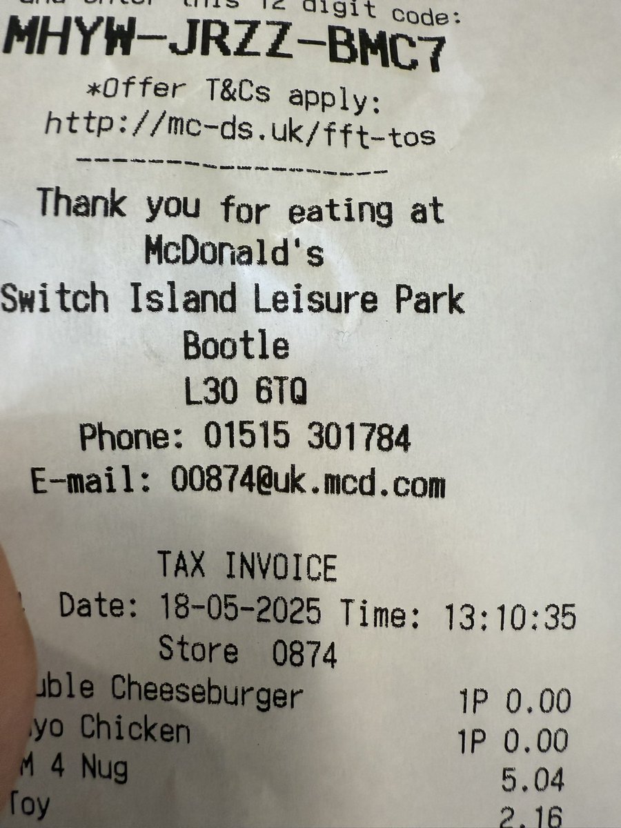 IainRossBrand's tweet photo. Fast food my hole…. @McDonaldsUK https://t.co/YyVmav8vaz