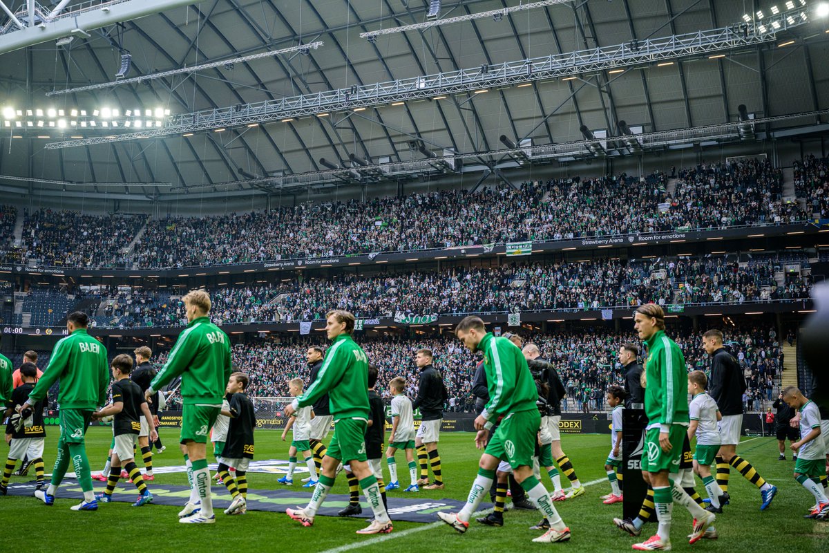 hammarbyfotboll's tweet photo. 1' Dagens bortaderby är igång.
Matchhändelser följer du här: https://t.co/l7zkC8MYqv
#AIKHIF | 0-0 | #Bajen https://t.co/KEmehkDckc