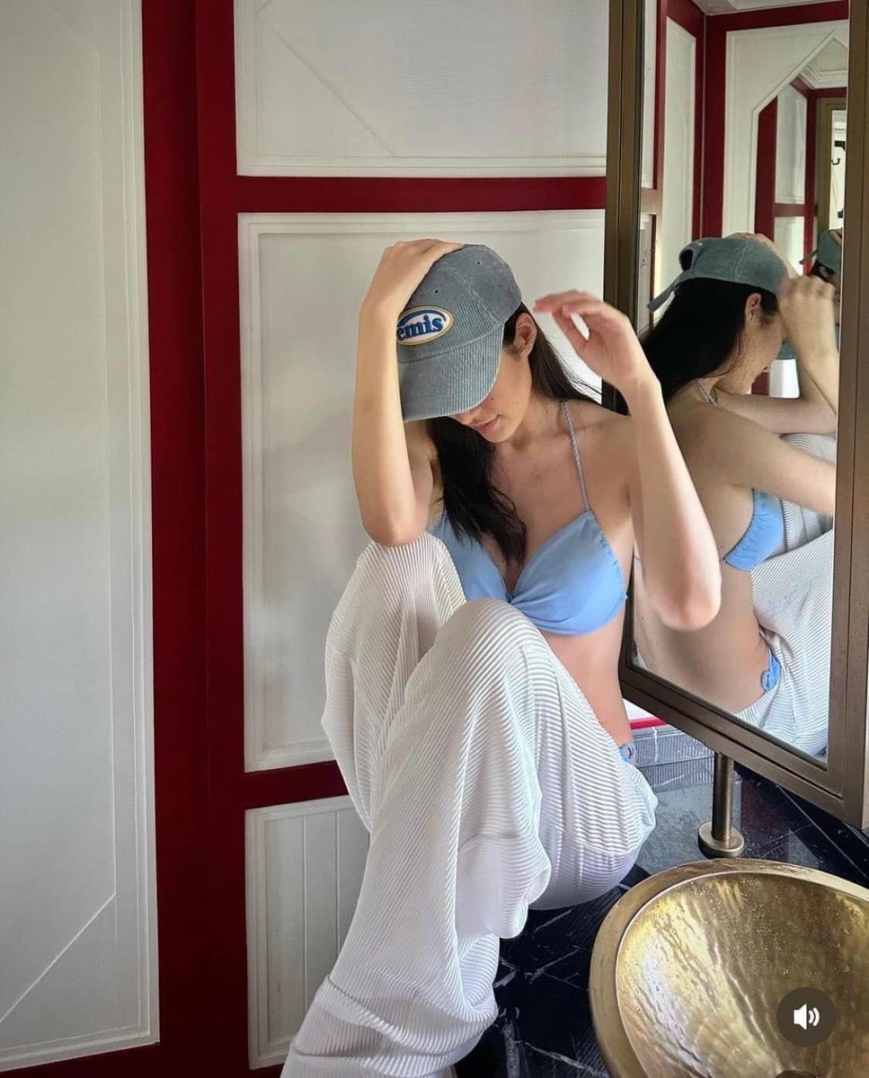 Ririaa88's tweet image. a reminder that these pics exist