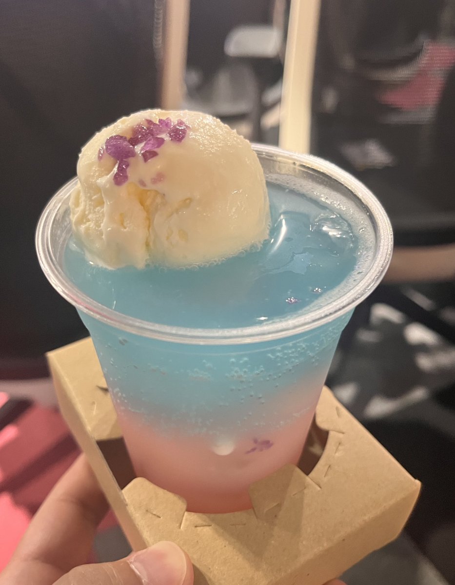 kojima00yukibo's tweet image. リアイベおもろかったです。みんなお疲れ様〜〜✋
 #金平どんぶらこ