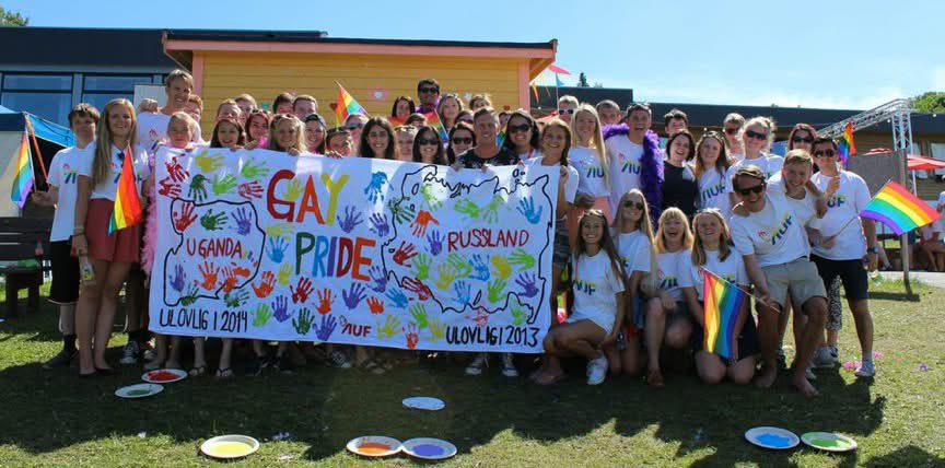 proxyv4's tweet image. in case i have ever been unclear, i support;
- palestine
- ukraina
- women’s rights + abortion rights 
- lgbtq+ rights
- vaccines 
- high taxes in return of free healthcare &amp;amp; universities 
- gun control / ban on guns