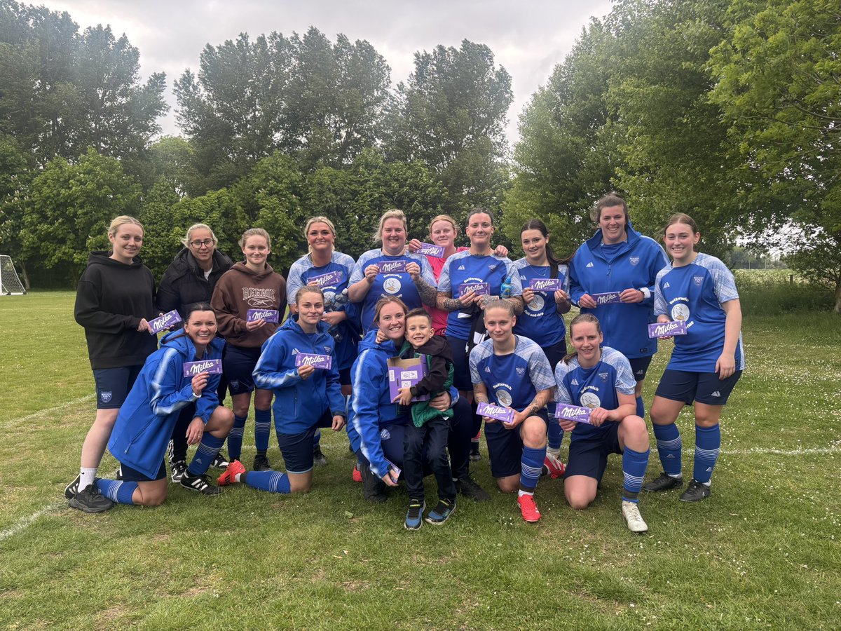 Miss Ainsworth (@misscainsworth1) on Twitter photo You know you’re making an impact on a child’s life when they come along to your football match with chocolate for everyone. Thankyou so much <a href="/MonikaW1178/">Monika Wal</a> it’s a pleasure to be able to share my hobby with Alan💙 You know you’re making an impact on a child’s life when they come along to your football match with chocolate for everyone. Thankyou so much <a href="/MonikaW1178/">Monika Wal</a> it’s a pleasure to be able to share my hobby with Alan💙