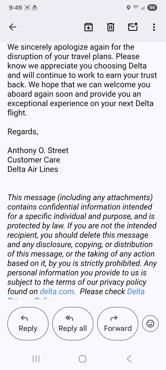 DesiWags's tweet photo. @Delta You have to do better! This is all you offered....an apology! You took a full day away from our time. This is simply not acceptable! https://t.co/55XPg2bi4h