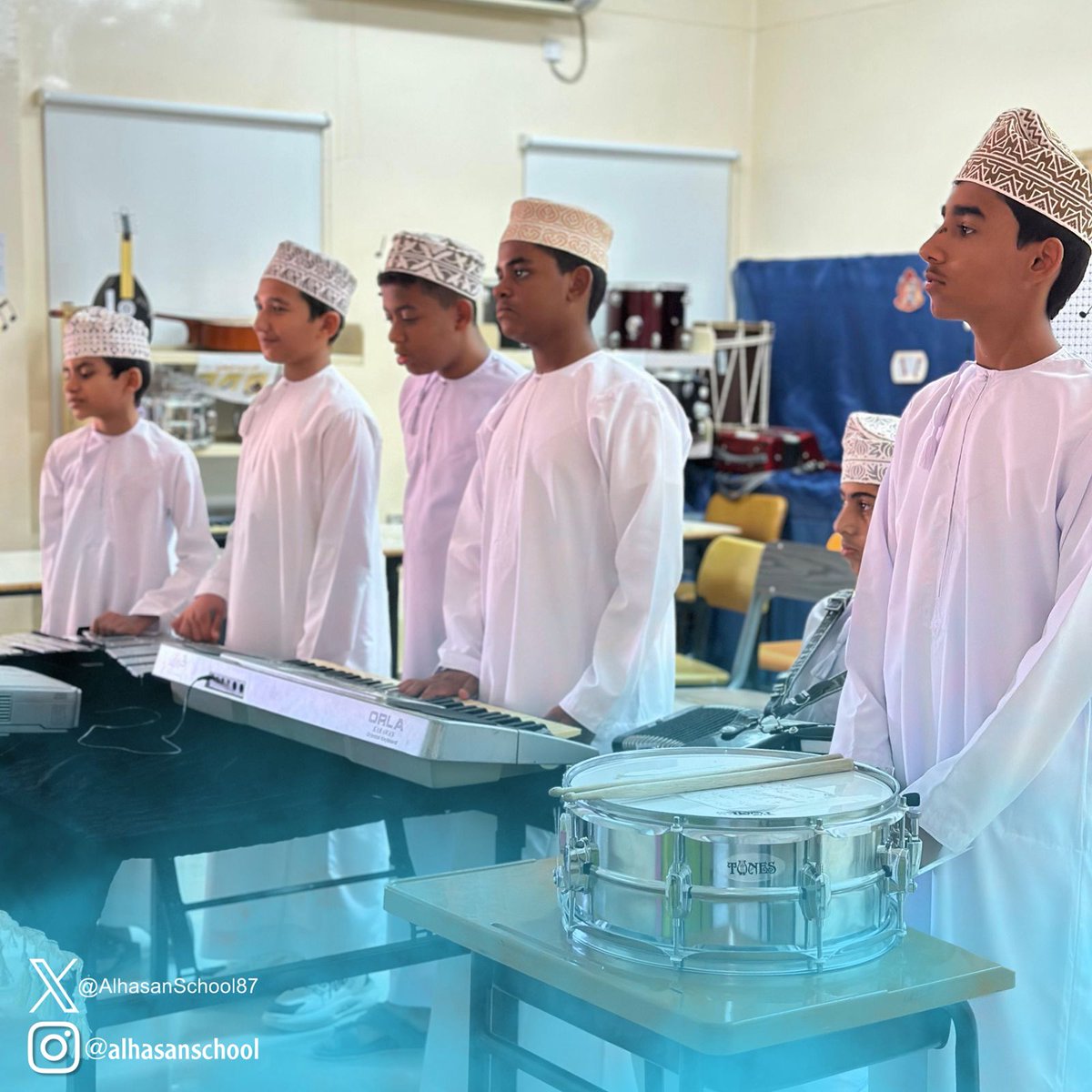 في إطار الجهود المبذولة لرفع المستوى الموسيقي لدى الطلبة وتنمية مهاراتهم في هذا المجال، قدم أ. المنتصر البلوشي (معلم مادة المهارات الموسيقية) ورشة تدريبية بعنوان "الآلات الموسيقية" لجماعة المهارات الموسيقية بمدرسة الحسن.