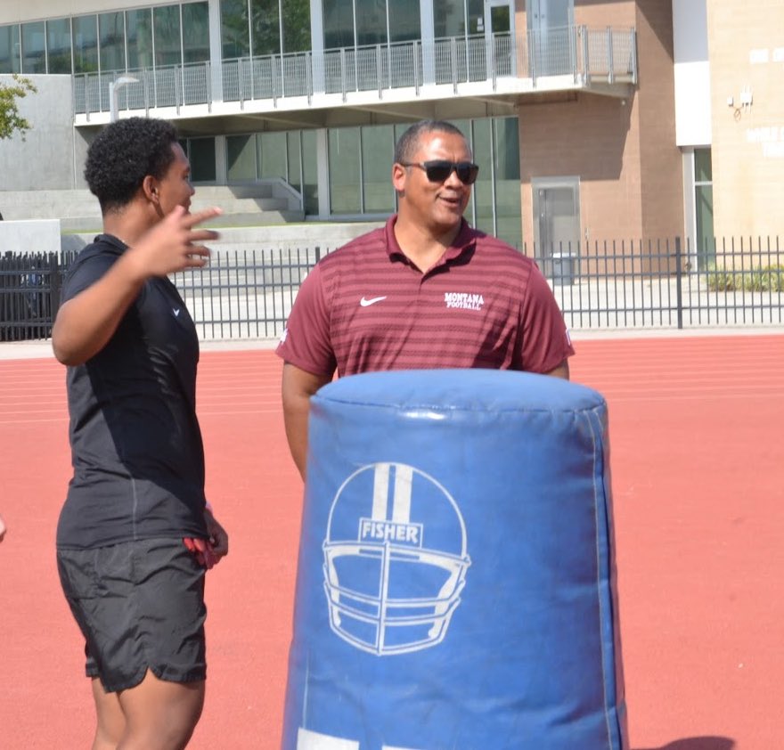 Parris Peacock (@parrispeacock) on Twitter photo I appreciate <a href="/GrizCoachGreen/">Justin Green</a> for stopping by and having the chance to meet me. Looking forward to seeing you again in Montana. <a href="/Bison_LHS/">Liberty High School Football</a> #football #GoGriz I appreciate <a href="/GrizCoachGreen/">Justin Green</a> for stopping by and having the chance to meet me. Looking forward to seeing you again in Montana. <a href="/Bison_LHS/">Liberty High School Football</a> #football #GoGriz