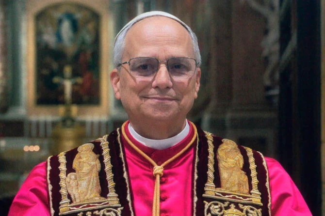 Ghino1303's tweet photo. Every public figure has a limited amount of political capital. You can spend it to uplift or to oppress.

The Pope just chose oppression. Again.

🧵 https://t.co/OMVzEj6vkz