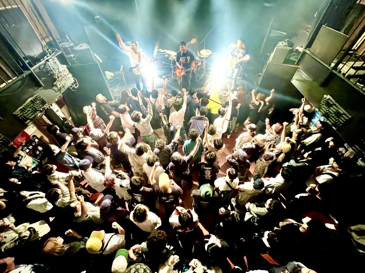 WARPHOLL_GUITAR's tweet photo. 寝屋川 VINTAGE
やっぱり最高だった!!
またいつか行きます!
#WARPHOLL #CONSTRUCTIONNINE
#WESN #寝屋川VINTAGE https://t.co/i2iUK9I6xn