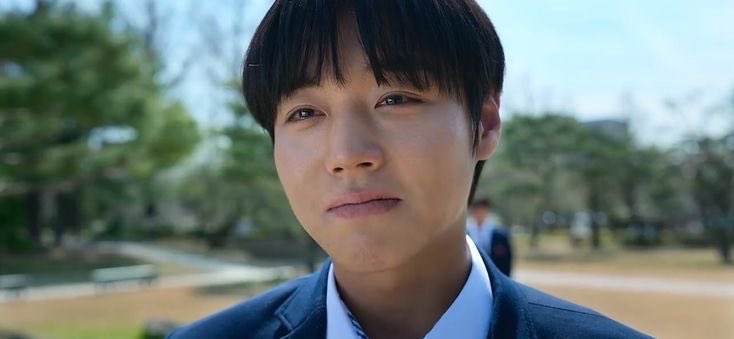 archivesforpjh's tweet photo. the smile:                                 the reason: https://t.co/TZpp5XELYw