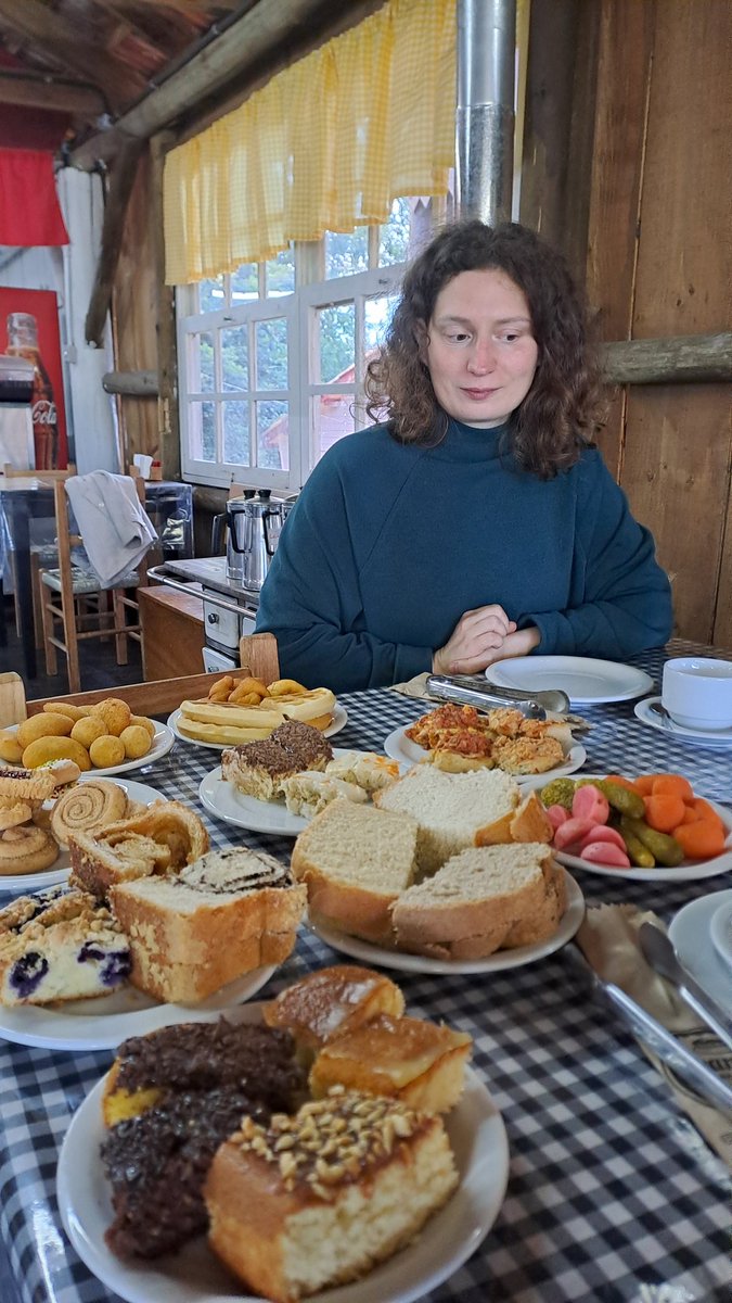 I was 2 months without gluten and lactose. I thought that it didn't change anything, but it changed a lot.

I don't want to eat a lot of cakes, torts, or biscuits. Sweet addiction is finished, as well as coffee addiction. I want more proteins than carbs. 

New world 🌎