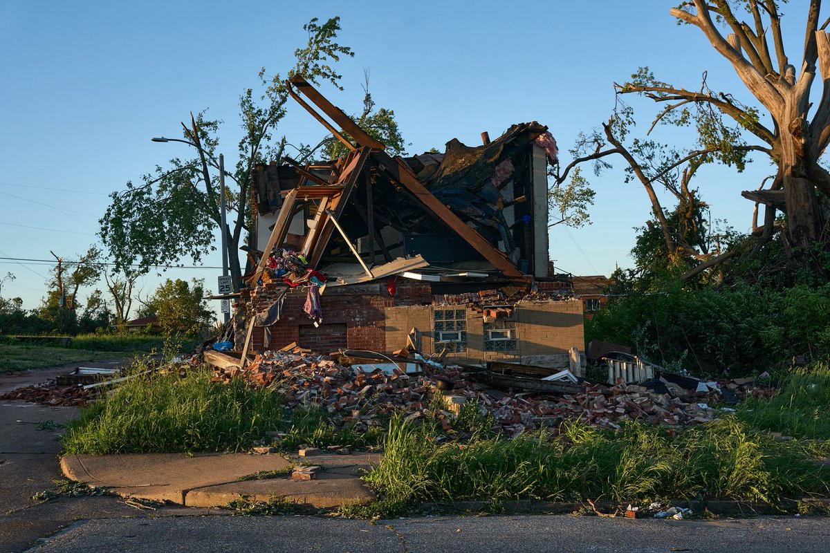 TheoRWelling's tweet photo. The aftermath of the recent tornado in St. Louis is heartbreaking. Seeing homes ripped open — it’s a reminder that this kind of devastation can hit any of us. And this time, it did.
If you can help please do. 
Recent documentation for @epa_images https://t.co/cpdniYTLsM