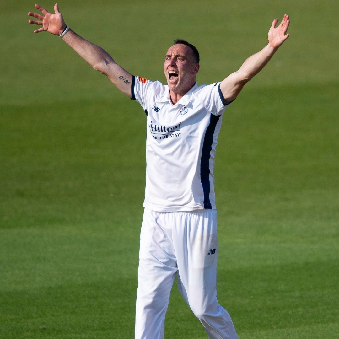 hantscricket's tweet photo. A very strong bowling performance from our attack gave us the win over Warwickshire. 💪

A 5-for for James Fuller, supported by Abbott’s three wickets and John Turner’s two. 5️⃣

📺 Watch County Championship highlights ⤵️
https://t.co/XdtNiIengJ https://t.co/nLhf8bwNlK