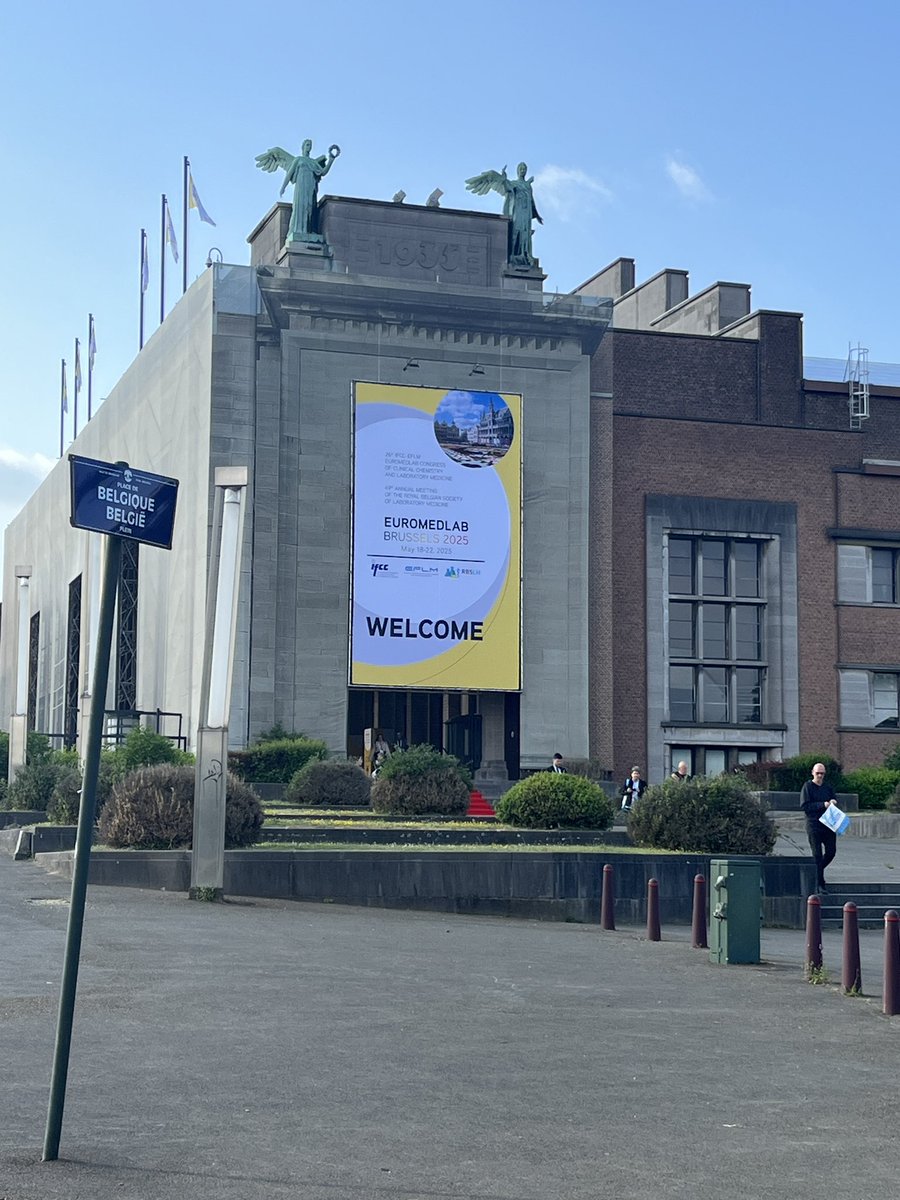 BFreelandDCU's tweet image. Good to be at Euromedlab 2025, Brussels, talking about sustainability in laboratories on Tuesday.