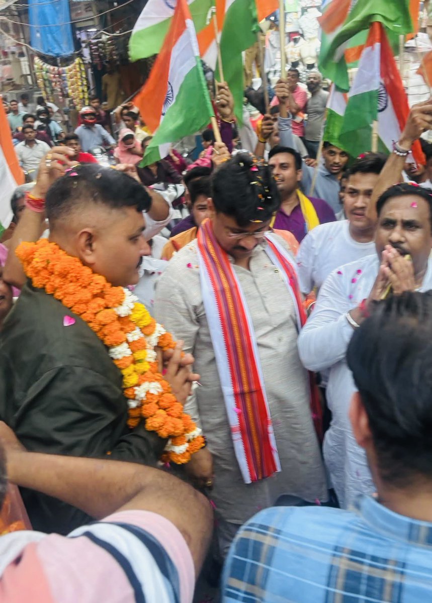 PunitTyagiBjp's tweet photo. #OperationSindoor के सम्मान में, #जिला_नवीन_शाहदरा की जनता उतरी #TirangaYatra के साथ मैदान में॥

आज सबोली मंडल में विशाल तिरंगा यात्रा निकाली गई॥ https://t.co/BGNzHx34UV